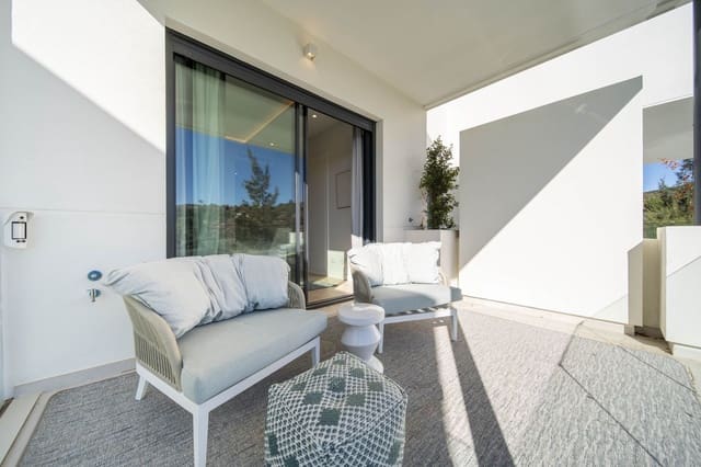 4 soverom Kjedet enebolig til salgs i Marbella med svømmebasseng garasje - € 2 450 000 (Ref: 9536949)