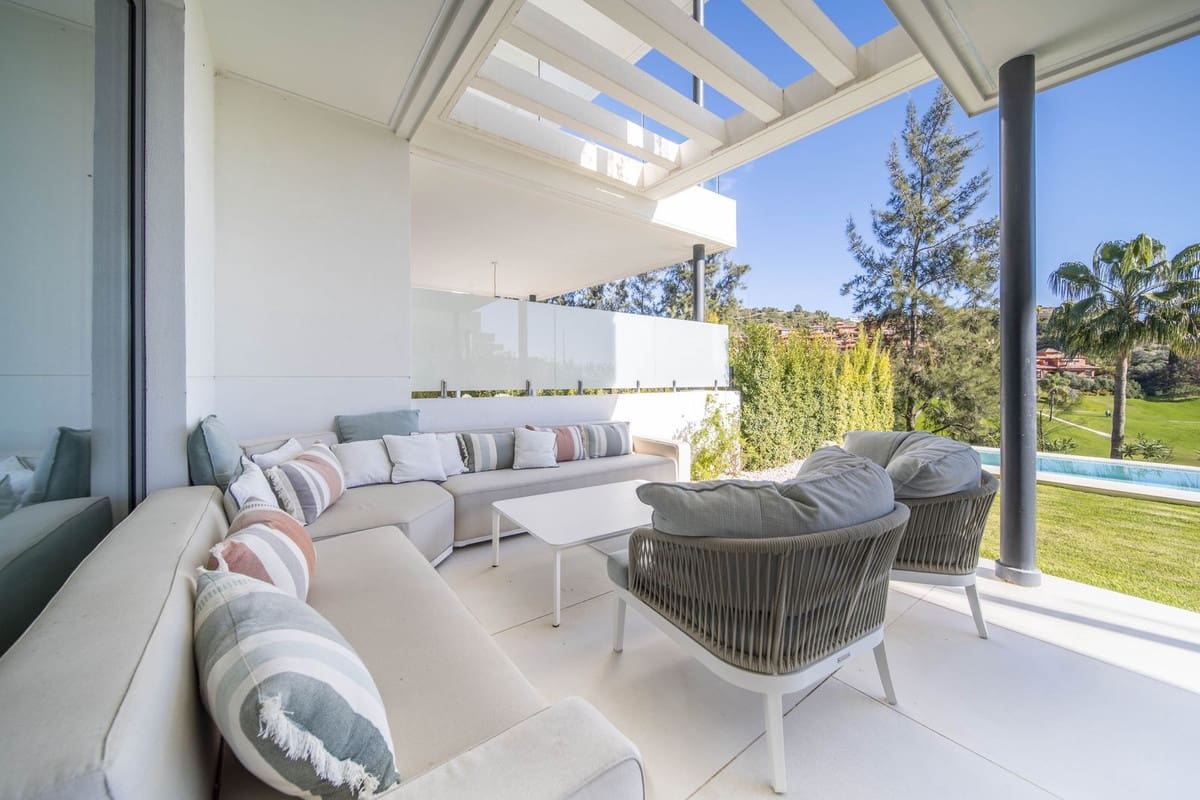 4 soverom Kjedet enebolig til salgs i Marbella med svømmebasseng garasje - € 2 450 000 (Ref: 9536949)