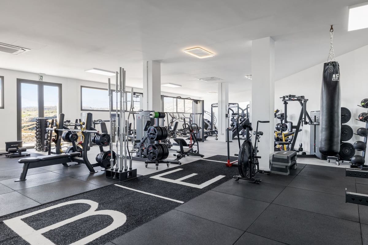 3 camera da letto Attico in vendita in Benahavis con piscina garage - 695.000 € (Rif: 9536983)