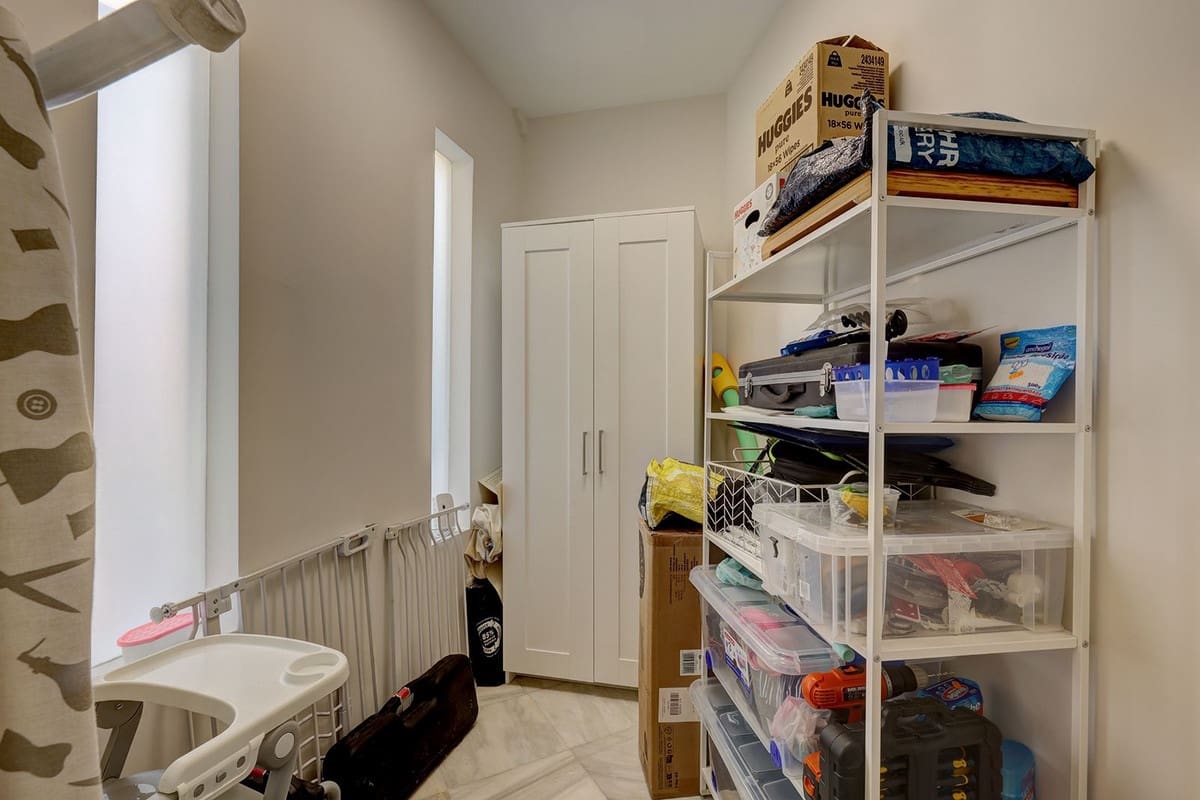 4 soverom Kjedet enebolig til salgs i Calahonda med svømmebasseng garasje - € 1 275 000 (Ref: 9536989)