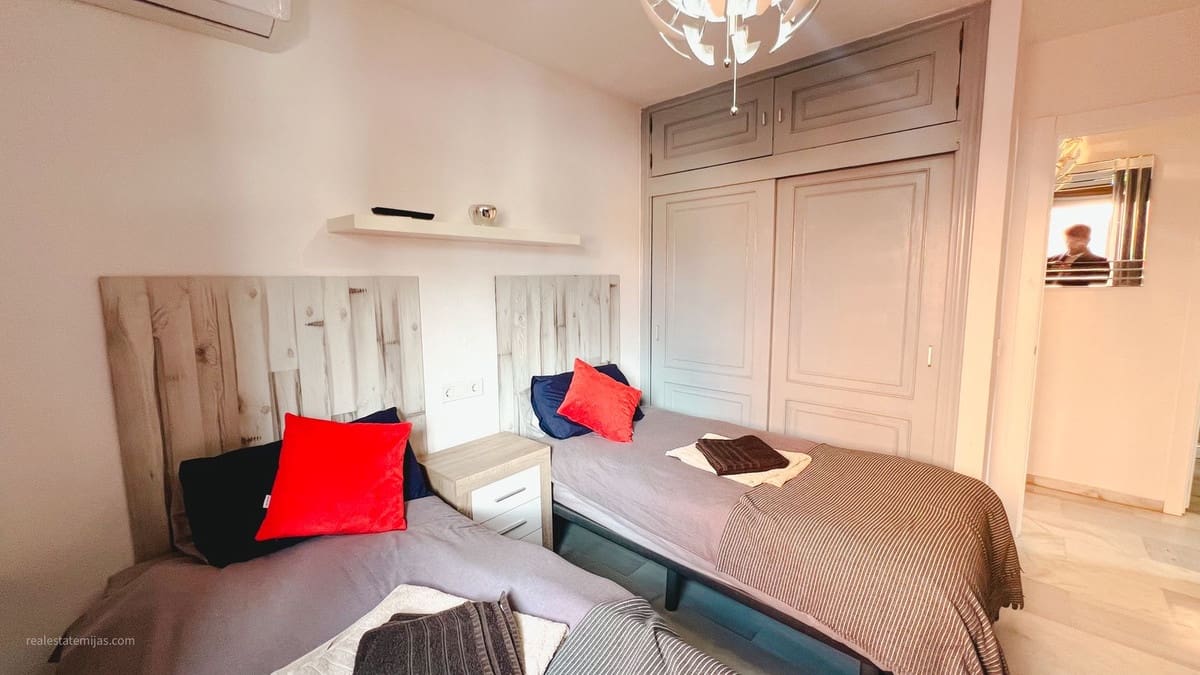 3 sypialnia Apartament na sprzedaż w Mijas z basenem garażem - 369 950 € (Ref: 9536996)