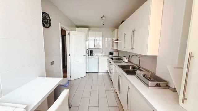 3 sypialnia Apartament na sprzedaż w Mijas z basenem garażem - 369 950 € (Ref: 9536996)