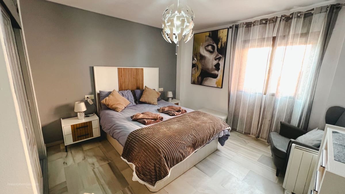 3 sypialnia Apartament na sprzedaż w Mijas z basenem garażem - 369 950 € (Ref: 9536996)