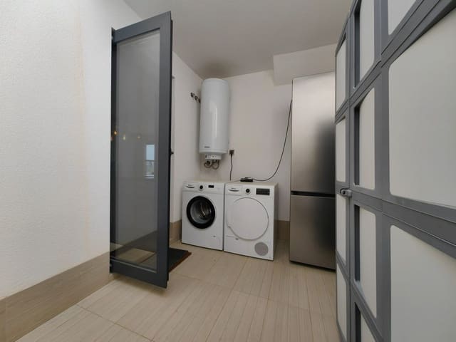 3 sovrum Takvåning till salu i Estepona med pool garage - 630 000 € (Ref: 9537014)