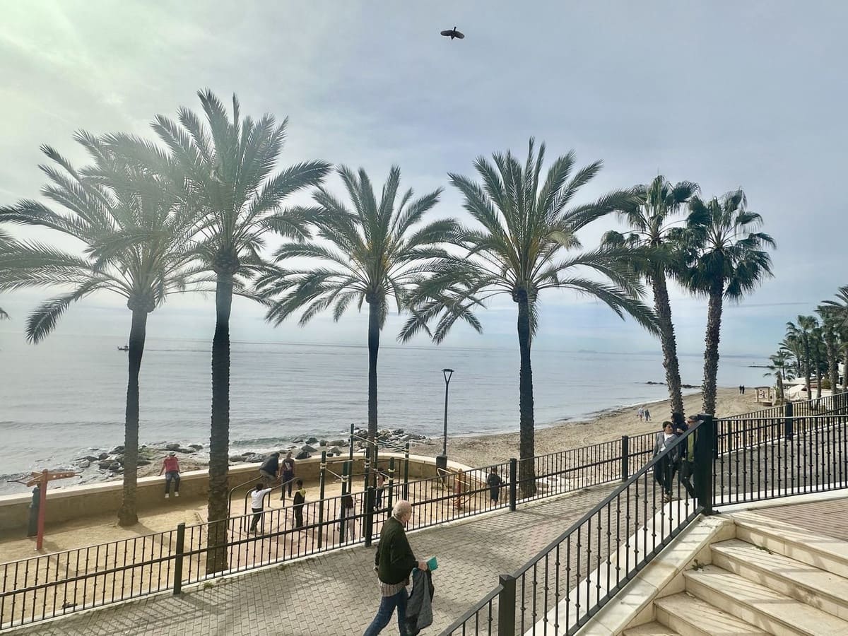 2 sypialnia Dom na sprzedaż w Marbella z basenem garażem - 590 000 € (Ref: 9537015)