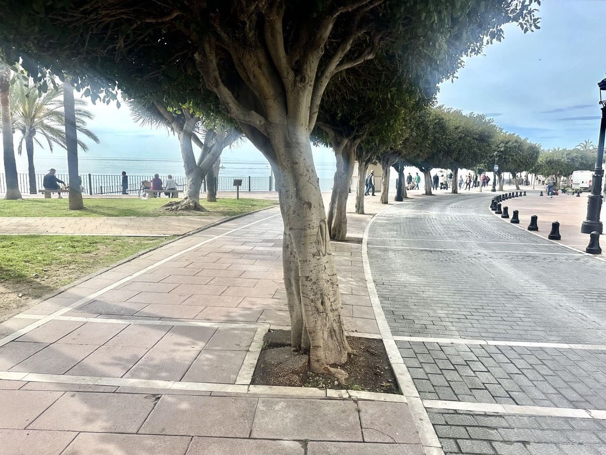 2 sypialnia Dom na sprzedaż w Marbella z basenem garażem - 590 000 € (Ref: 9537015)