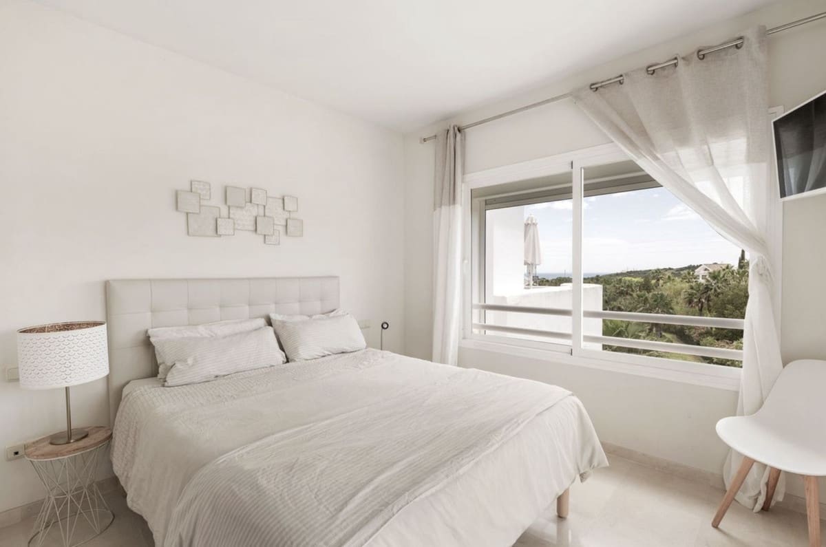 2 Zimmer Apartment zu verkaufen in Casares mit Pool Garage - 440.000 € (Ref: 9537016)