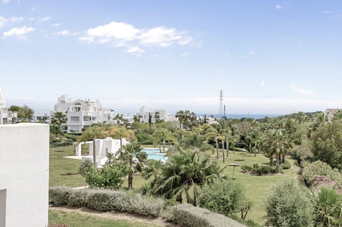 2 Zimmer Apartment zu verkaufen in Casares mit Pool Garage - 440.000 € (Ref: 9537016)