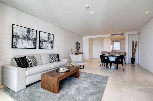 2 sypialnia Apartament na sprzedaż w Ojen z basenem garażem - 770 000 € (Ref: 9548971)