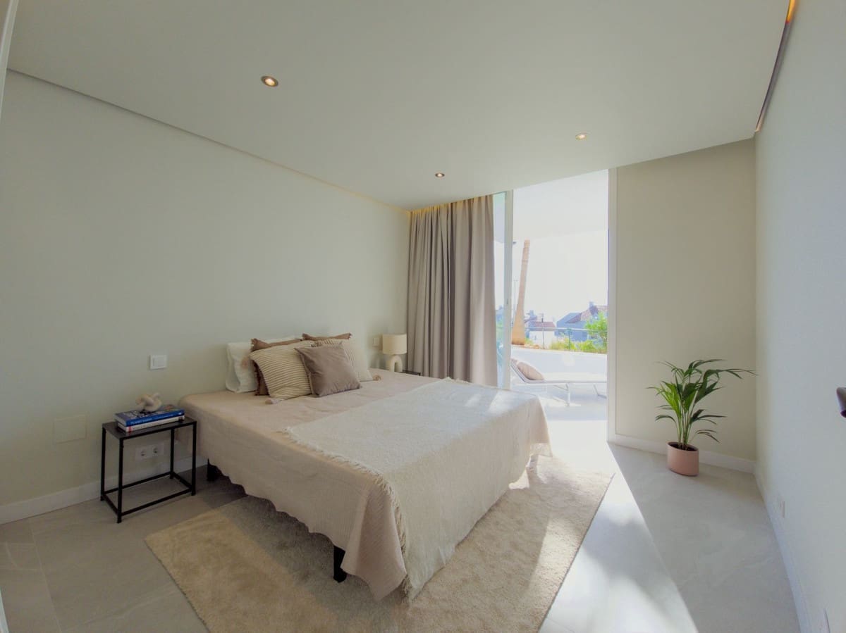 3 slaapkamer Appartement te koop in Miraflores met zwembad garage - € 595.000 (Ref: 9548994)