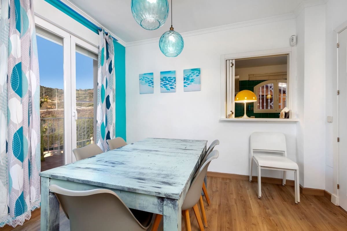 4 soverom Kjedet enebolig til salgs i Riviera del Sol med svømmebasseng garasje - € 495 000 (Ref: 9549801)