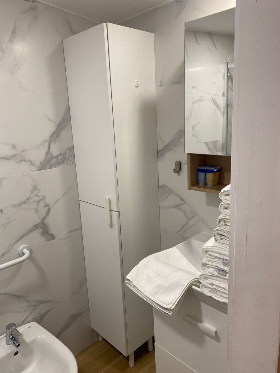 4 soveværelse Semi-Rækkehus til salg i Riviera del Sol med swimmingpool garage - € 460.000 (Ref: 9549807)