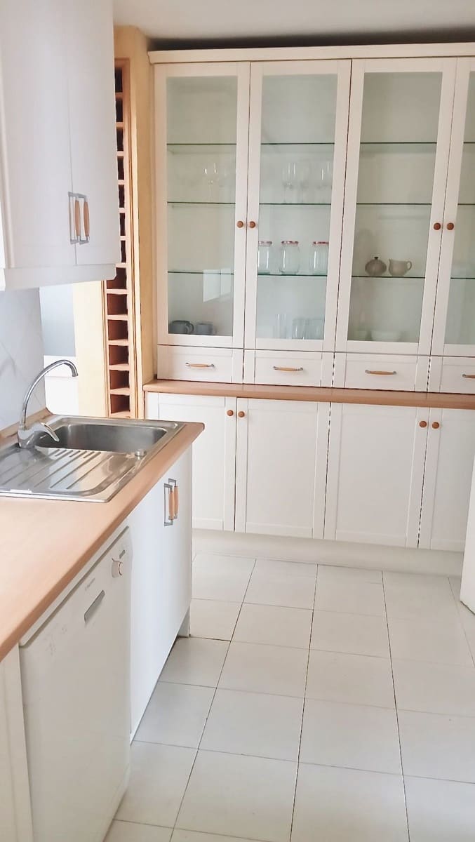 Apartamento de 4 habitaciones en Marbella en venta - 650.000 € (Ref: 9549808)