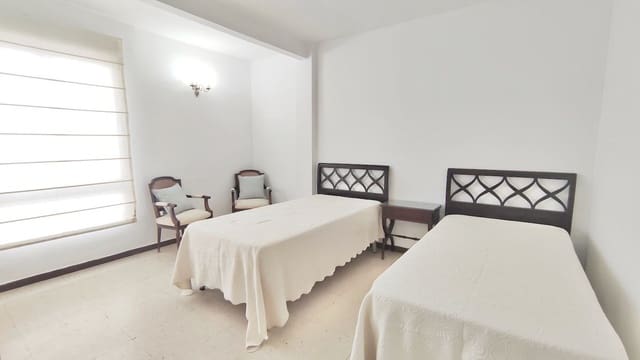 Apartamento de 4 habitaciones en Marbella en venta - 650.000 € (Ref: 9549808)