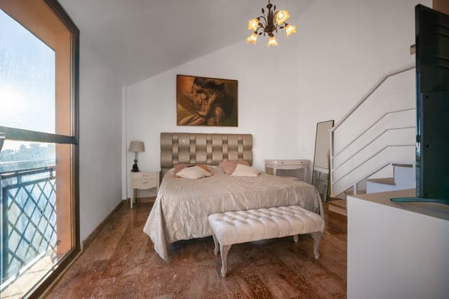 4 soverom Kjedet enebolig til salgs i Riviera del Sol, Mijas med svømmebasseng garasje - € 549 000 (Ref: 9549820)