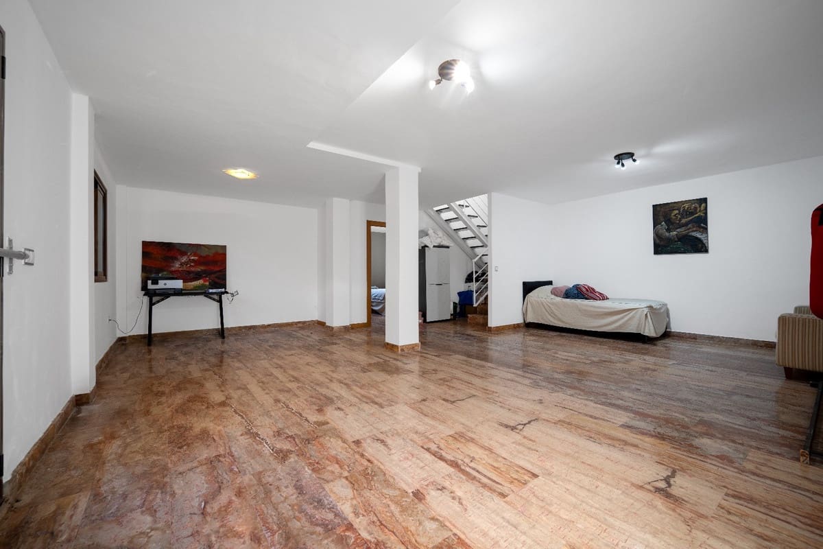 4 soverom Kjedet enebolig til salgs i Riviera del Sol med svømmebasseng garasje - € 549 000 (Ref: 9549820)