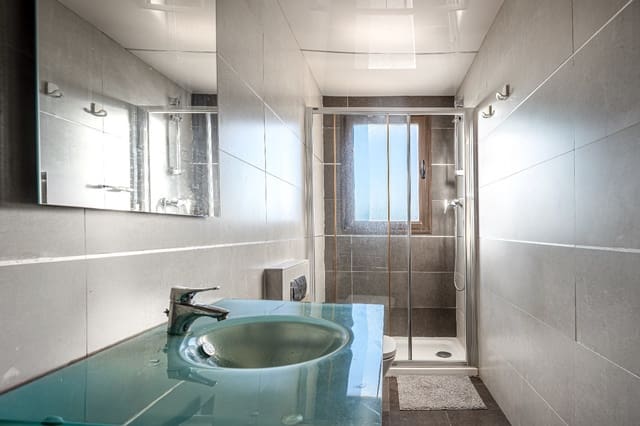 4 soverom Kjedet enebolig til salgs i Riviera del Sol, Mijas med svømmebasseng garasje - € 549 000 (Ref: 9549820)