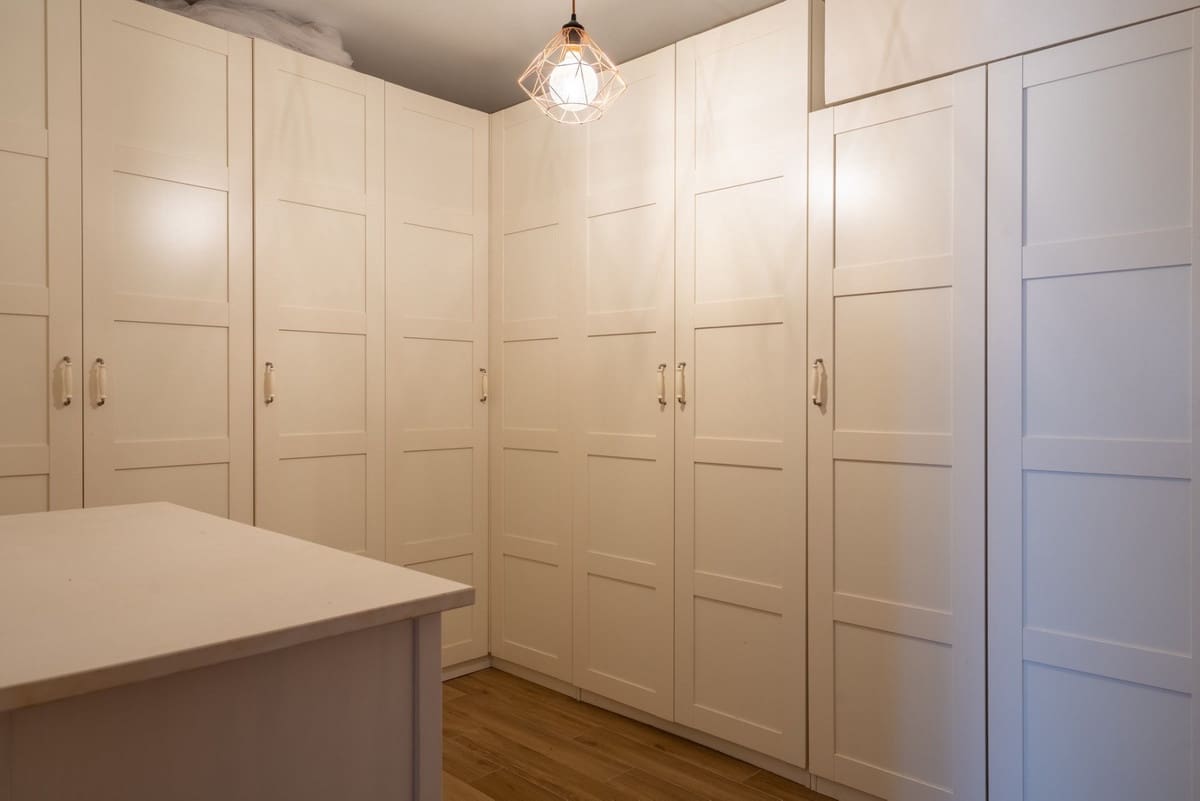 5 makuuhuone Huvila myytävänä paikassa La Sierrezuela mukana uima-altaan - 950 000 € (Ref: 9549873)