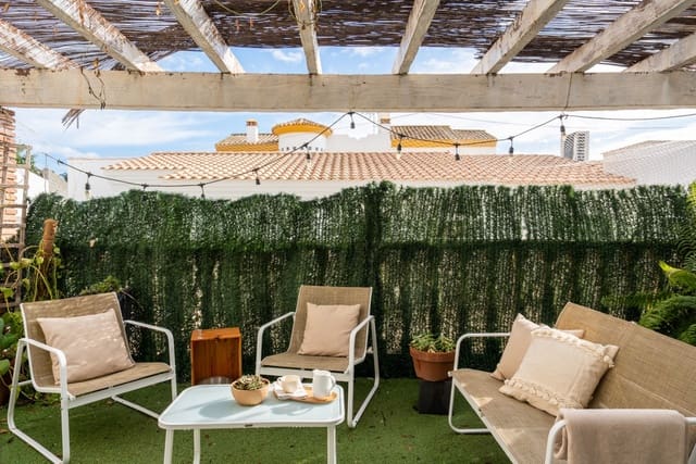 5 makuuhuone Huvila myytävänä paikassa La Sierrezuela, Mijas mukana uima-altaan - 950 000 € (Ref: 9549873)