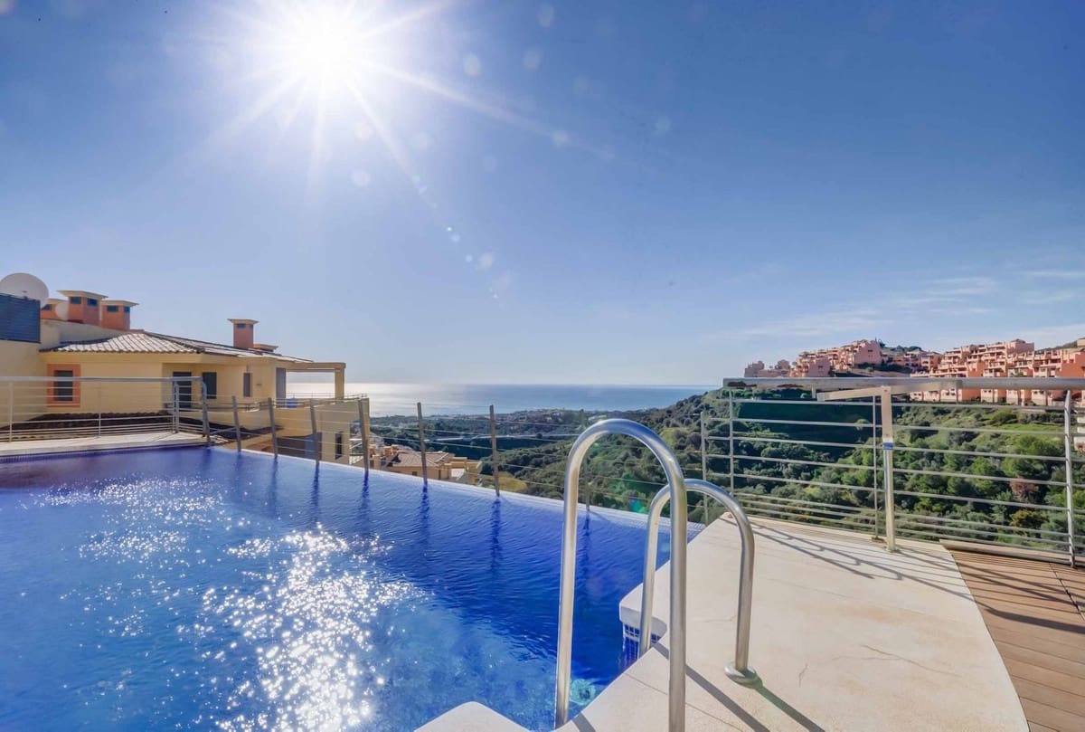 2 makuuhuone Huoneisto myytävänä paikassa Calahonda mukana uima-altaan 
autotalli - 419 000 € (Ref: 9549909)