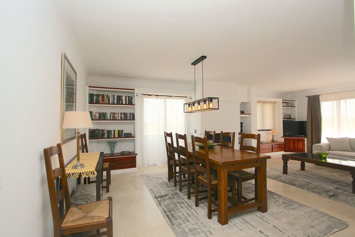 4 sypialnia Penthouse na sprzedaż w Fuengirola z basenem garażem - 1 450 000 € (Ref: 9549916)