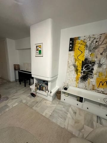 2 soveværelse Byhus til salg i La Reserva, Marbella med swimmingpool garage - € 329.500 (Ref: 9549984)