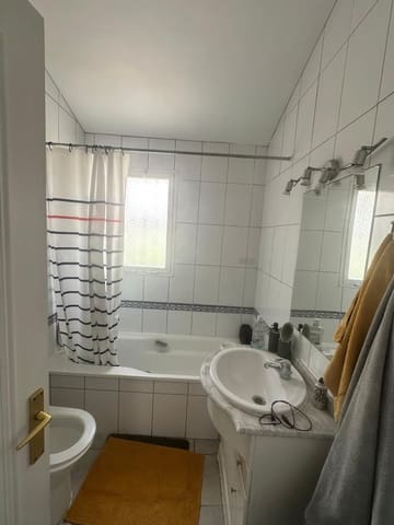 2 soveværelse Byhus til salg i La Reserva, Marbella med swimmingpool garage - € 329.500 (Ref: 9549984)