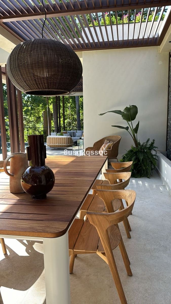 Chalet de 6 habitaciones en Marbella en venta con piscina garaje - 6.000.000 € (Ref: 9550007)