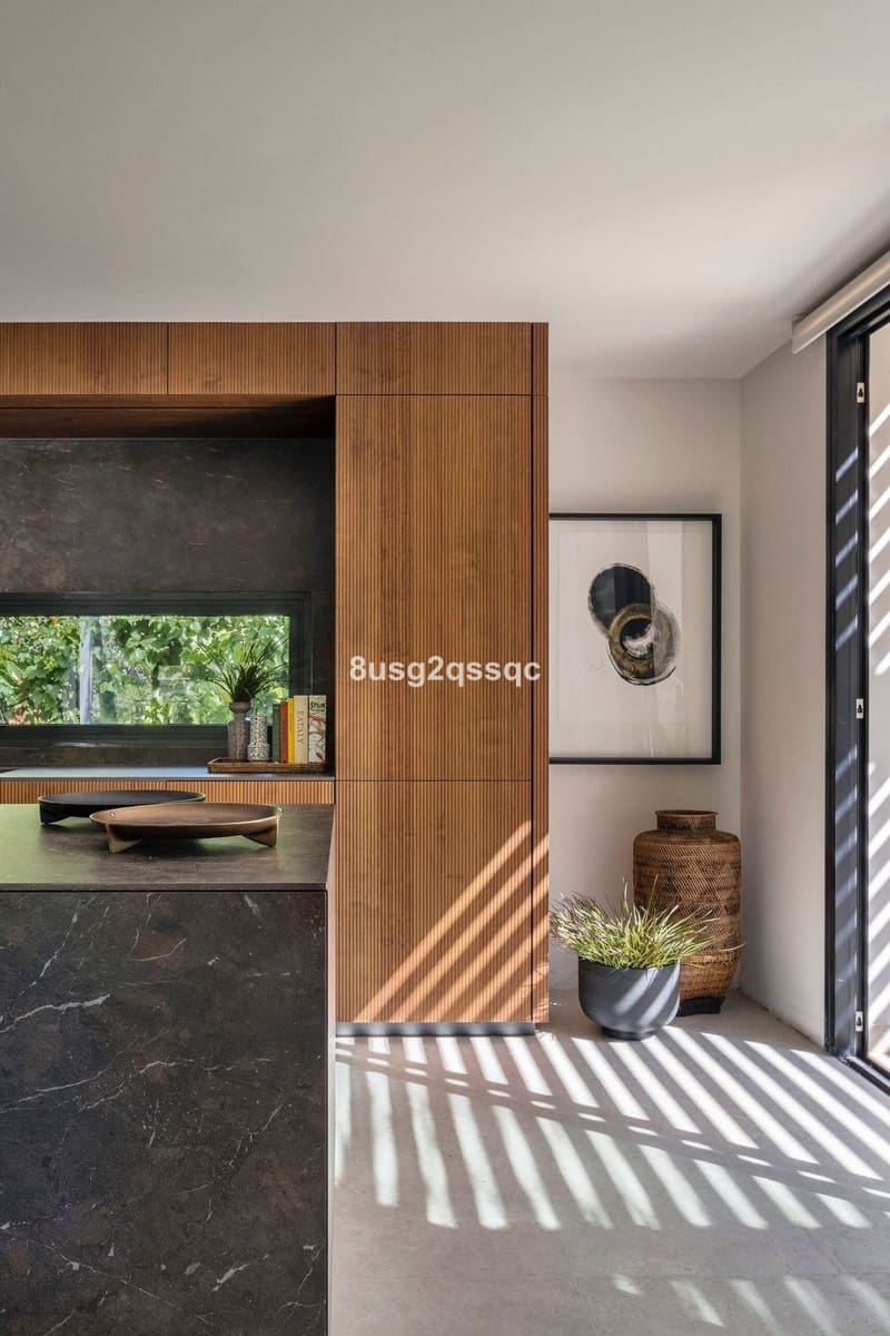 Chalet de 6 habitaciones en Marbella en venta con piscina garaje - 6.000.000 € (Ref: 9550007)