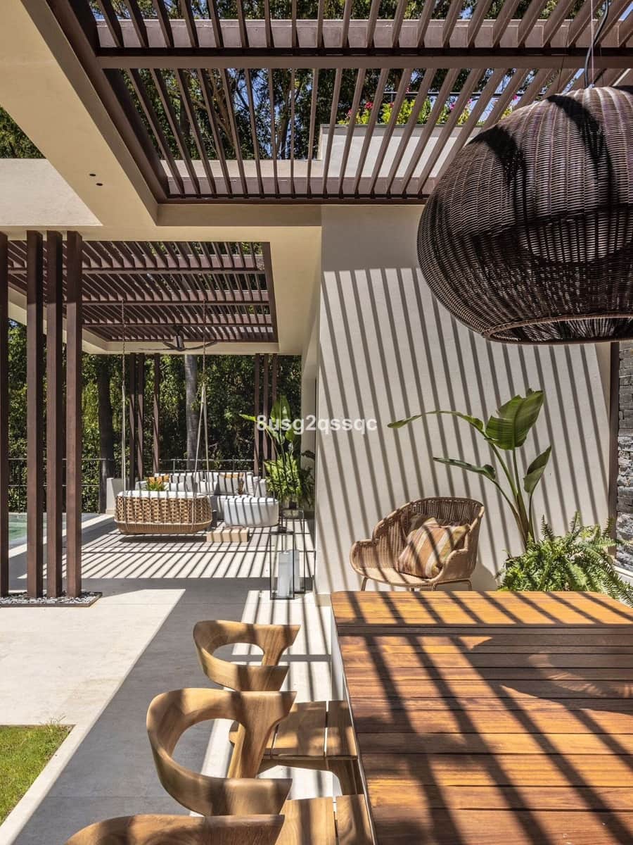 Chalet de 6 habitaciones en Marbella en venta con piscina garaje - 6.000.000 € (Ref: 9550007)