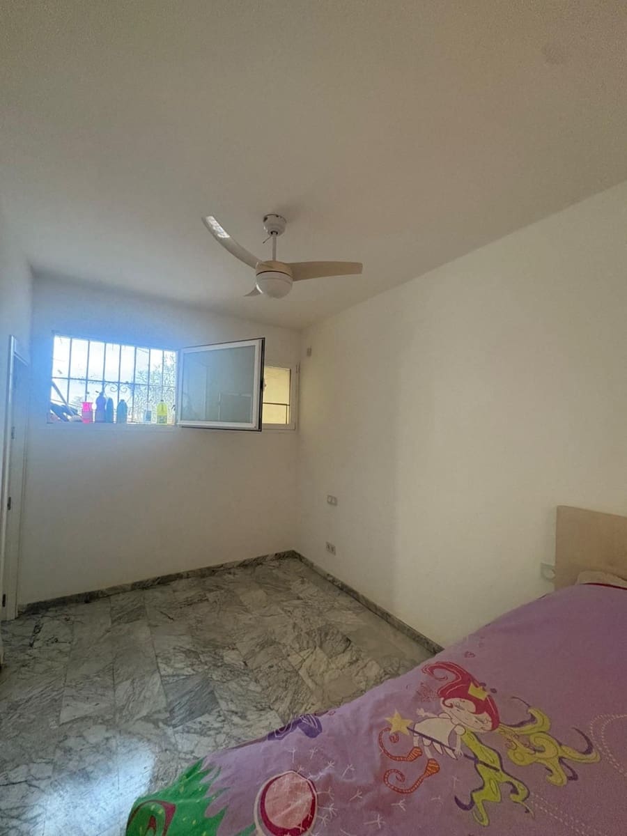 1 soveværelse Lejlighed til salg i Estepona med swimmingpool garage - € 205.000 (Ref: 9550014)