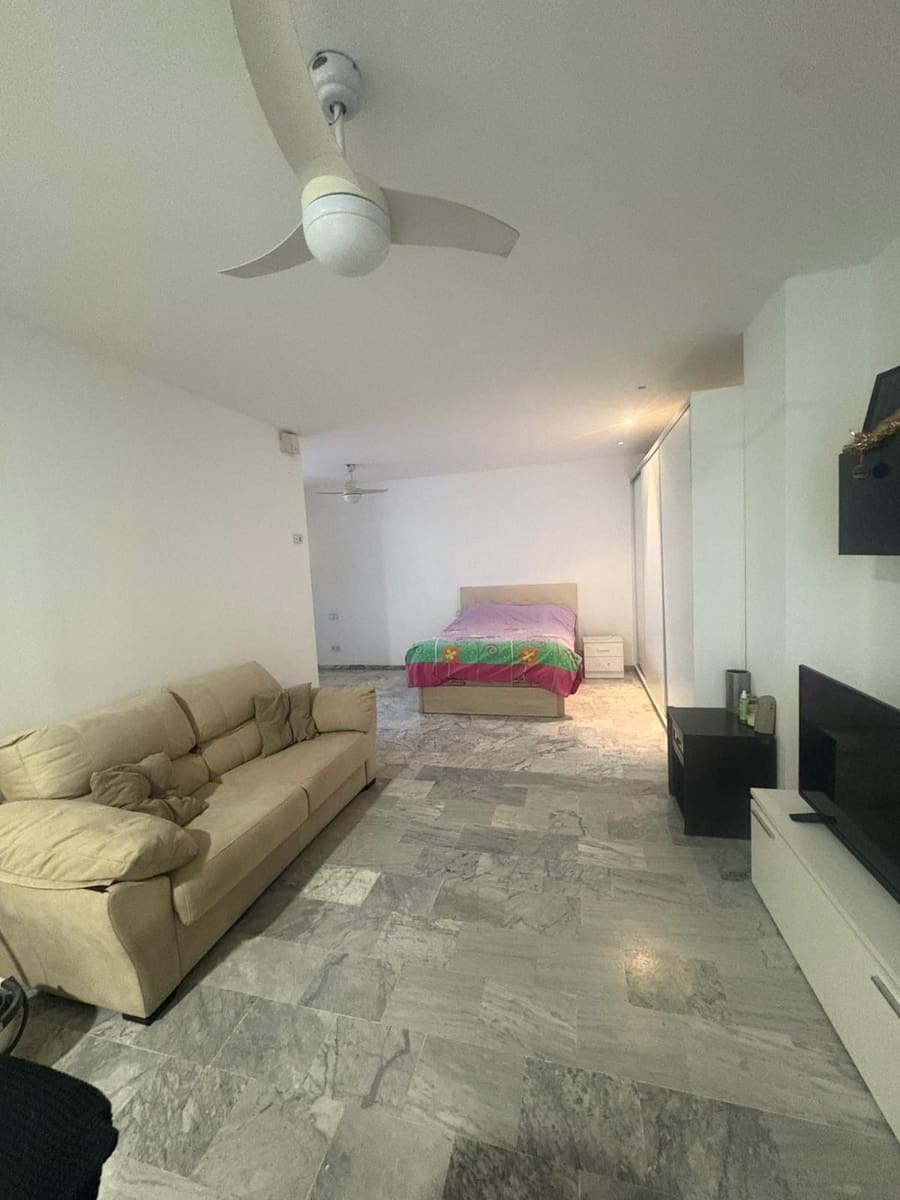 1 soveværelse Lejlighed til salg i Estepona med swimmingpool garage - € 205.000 (Ref: 9550014)