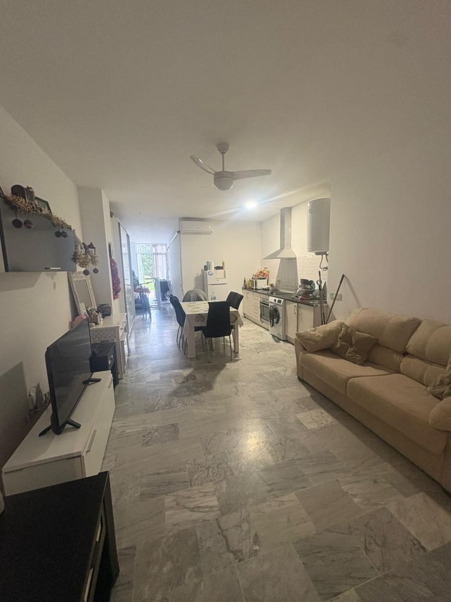 1 soveværelse Lejlighed til salg i Estepona med swimmingpool garage - € 205.000 (Ref: 9550014)