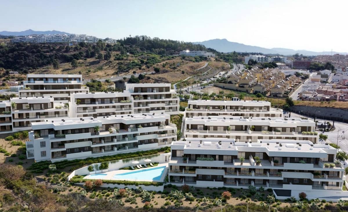 2 sovrum Takvåning till salu i Estepona med pool garage - 450 000 € (Ref: 9550028)