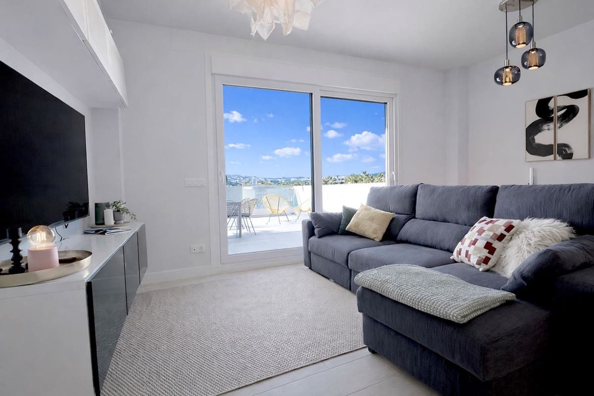 2 sovrum Takvåning till salu i Estepona med pool garage - 450 000 € (Ref: 9550028)