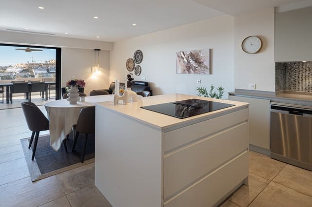 3 sypialnia Apartament na sprzedaż w La Cala de Mijas, Mijas z basenem garażem - 749 000 € (Ref: 9550039)