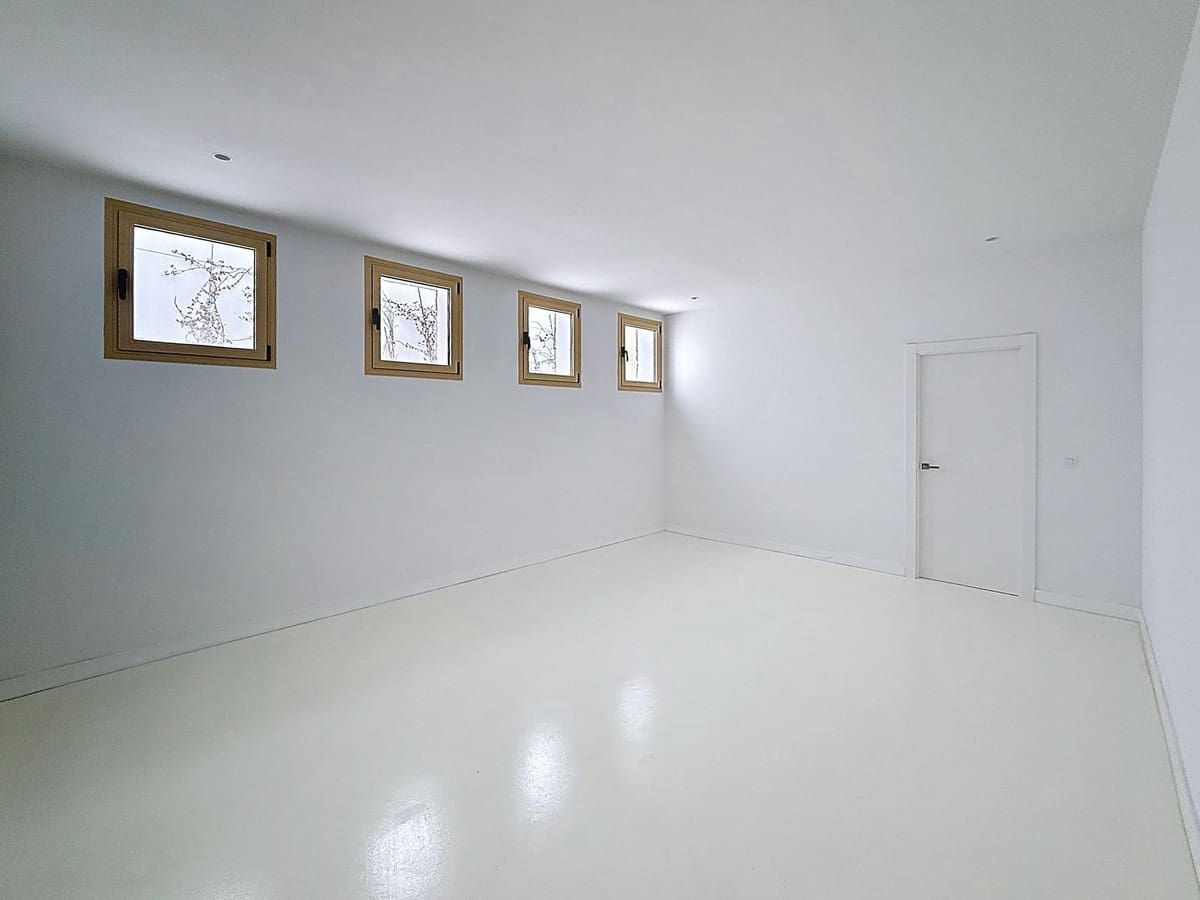 6 soverom Villa til salgs i Malaga by med svømmebasseng garasje - € 2 580 000 (Ref: 9550047)