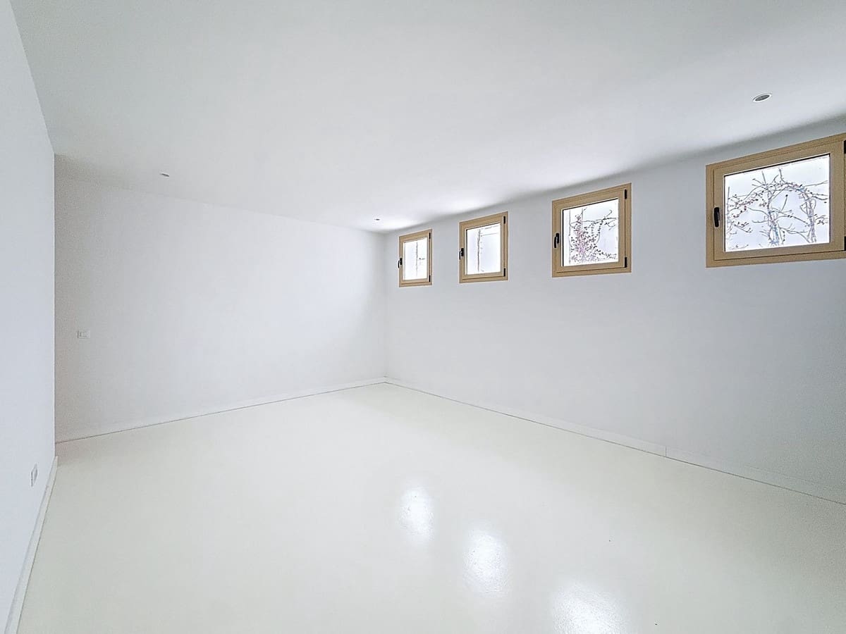 6 soverom Villa til salgs i Malaga by med svømmebasseng garasje - € 2 580 000 (Ref: 9550047)