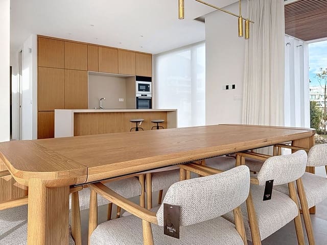 6 soverom Villa til salgs i Málaga by med svømmebasseng garasje - € 2 580 000 (Ref: 9550047)