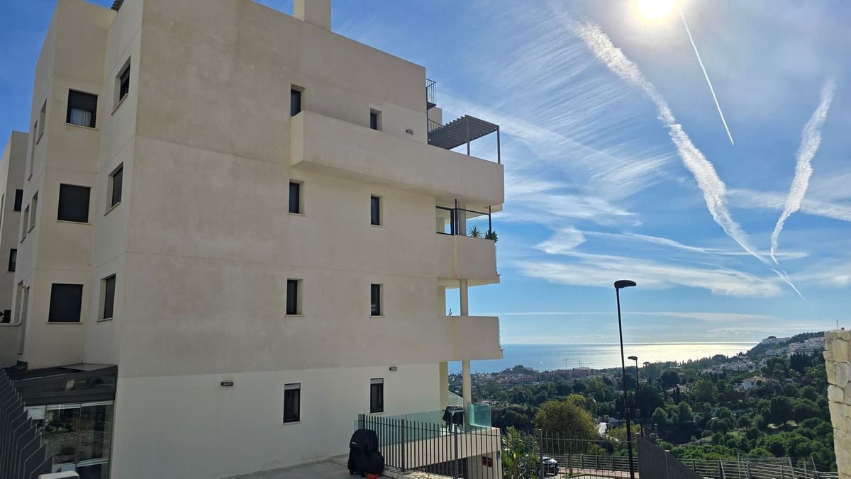 2 sovrum Takvåning till salu i Benalmadena med pool - 595 000 € (Ref: 9550048)