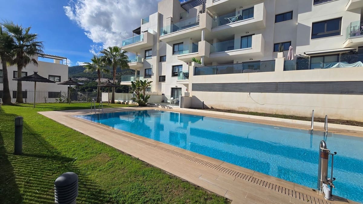2 sovrum Takvåning till salu i Benalmadena med pool - 595 000 € (Ref: 9550048)
