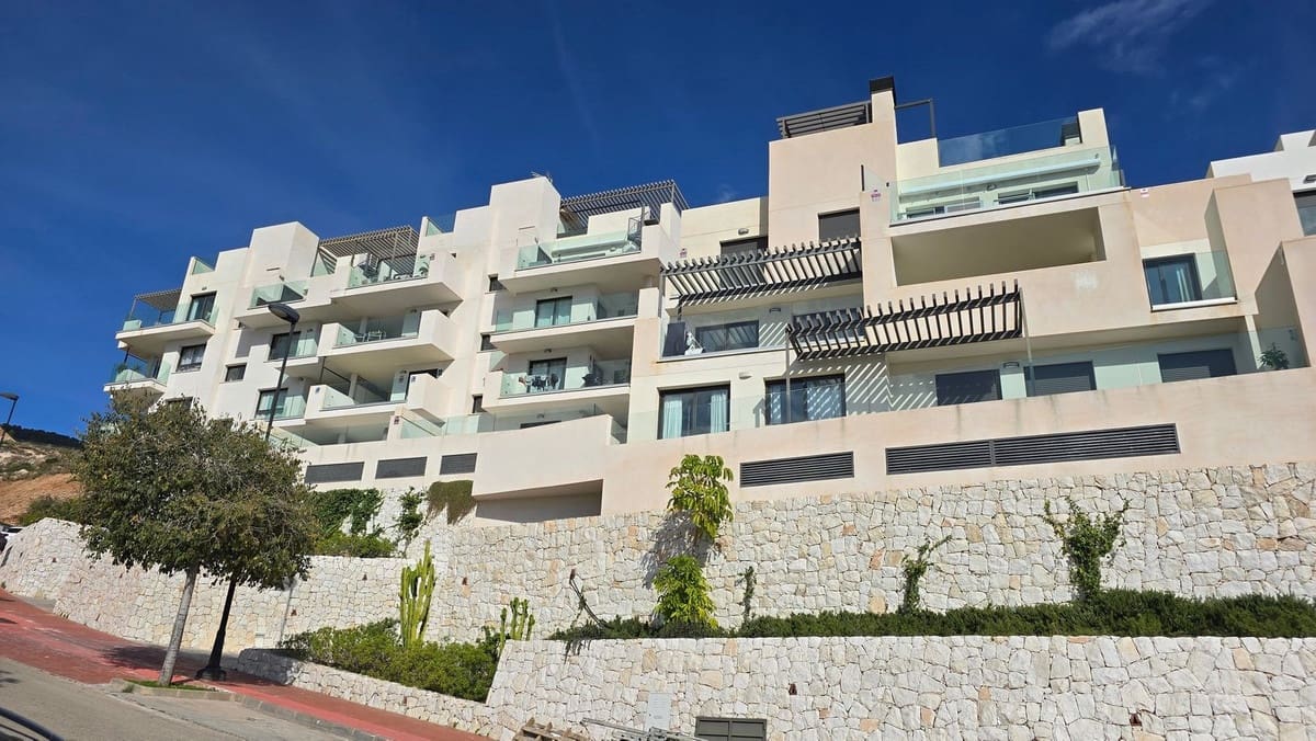 2 sovrum Takvåning till salu i Benalmadena med pool - 595 000 € (Ref: 9550048)