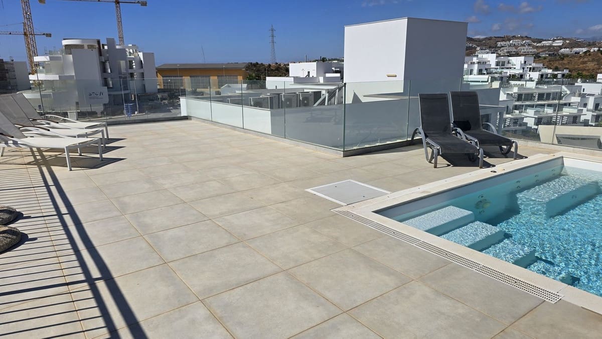 4 bedroom Penthouse for sale in La Cala de Mijas with pool garage - € 1,150,000 (Ref: 9550049)