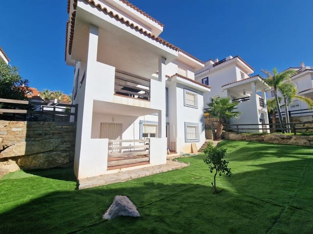 5 sypialnia Willa na sprzedaż w Manilva z basenem garażem - 550 000 € (Ref: 9550050)