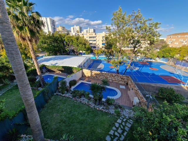 5 bedroom Semi-detached Villa for sale in Marbella with pool garage - € 2,200,000 (Ref: 9550051)