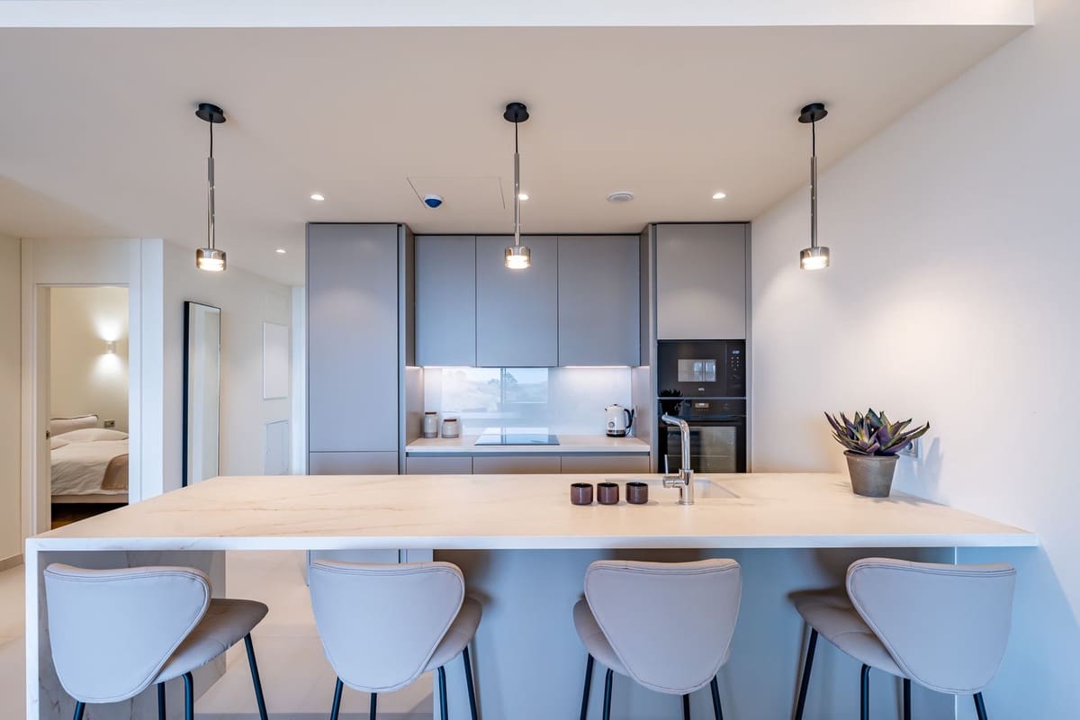 2 soveværelse Lejlighed til salg i Fuengirola med swimmingpool garage - € 599.000 (Ref: 9550053)