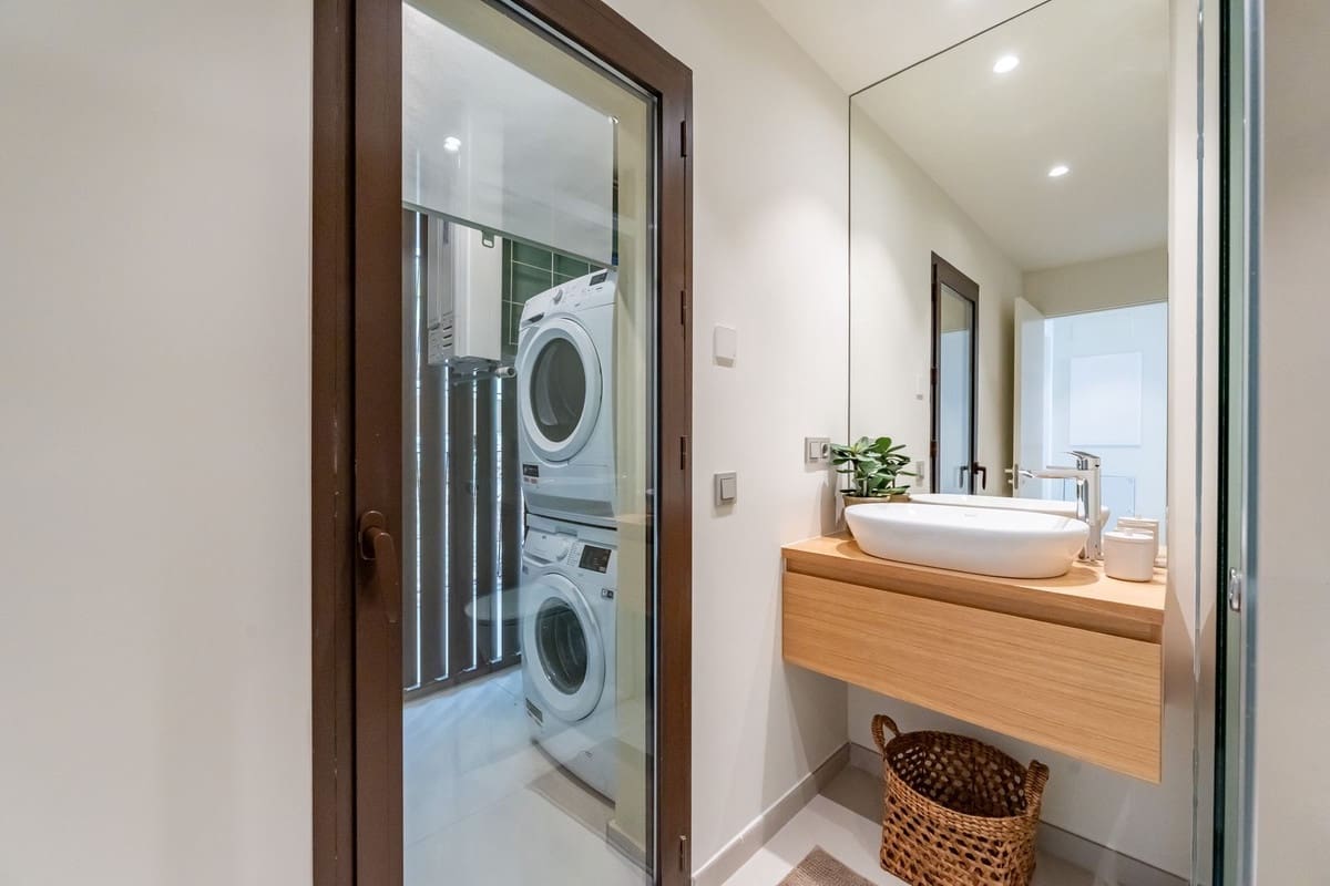 2 soveværelse Lejlighed til salg i Fuengirola med swimmingpool garage - € 599.000 (Ref: 9550053)