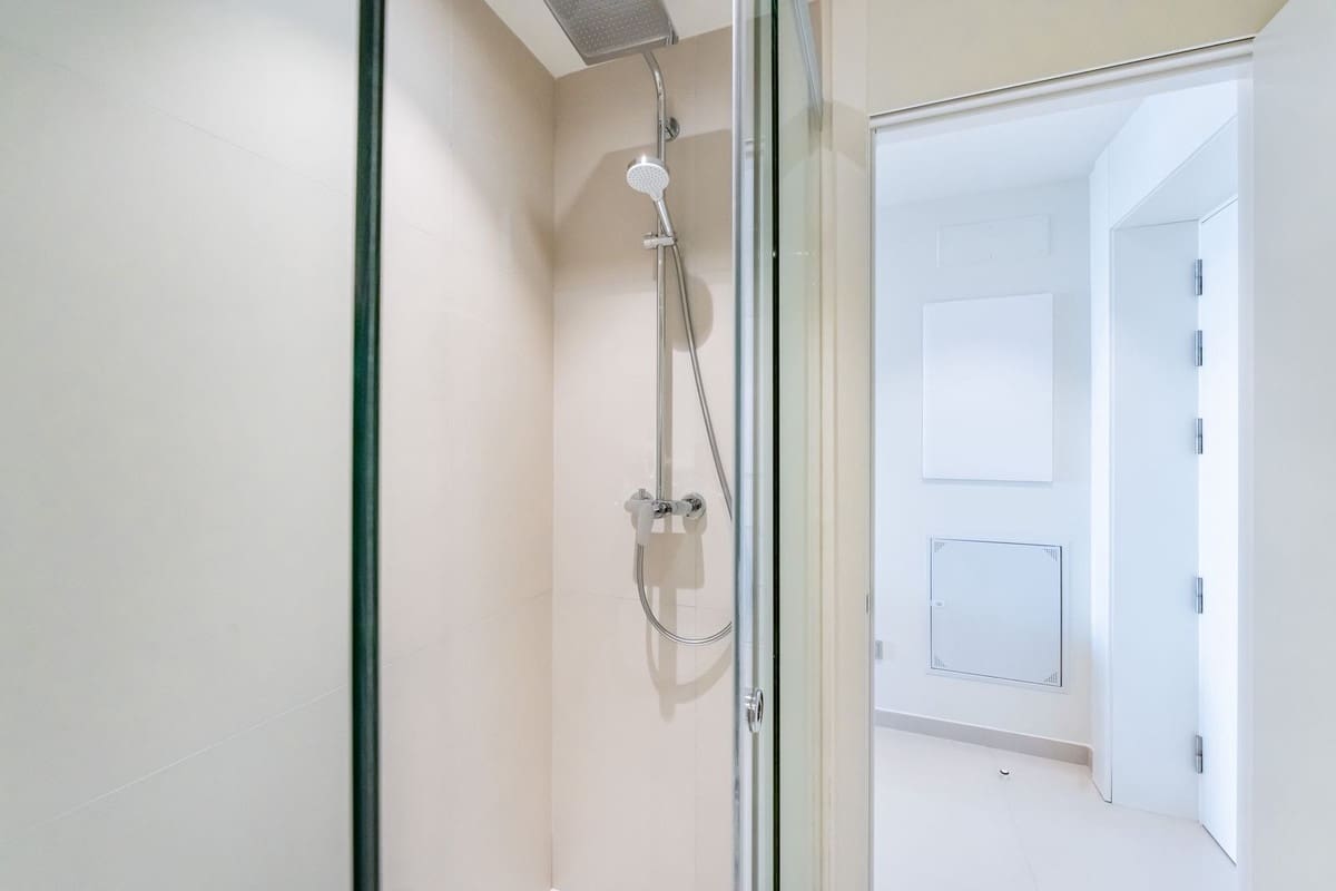 2 soveværelse Lejlighed til salg i Fuengirola med swimmingpool garage - € 599.000 (Ref: 9550053)