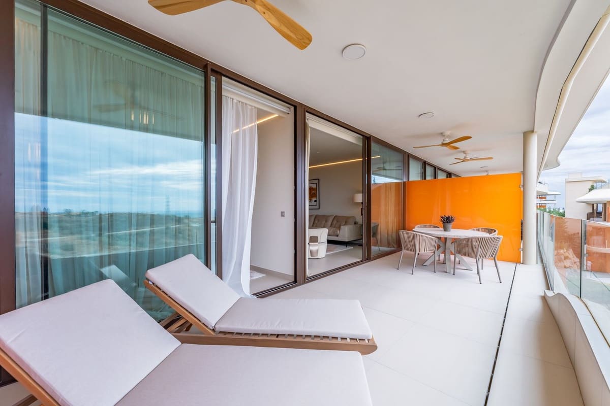 2 soveværelse Lejlighed til salg i Fuengirola med swimmingpool garage - € 599.000 (Ref: 9550053)