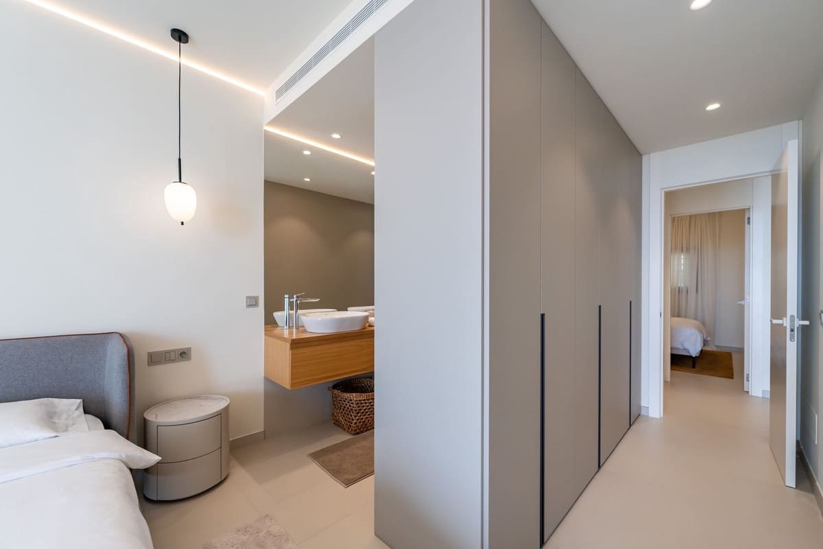 2 soveværelse Lejlighed til salg i Fuengirola med swimmingpool garage - € 599.000 (Ref: 9550053)